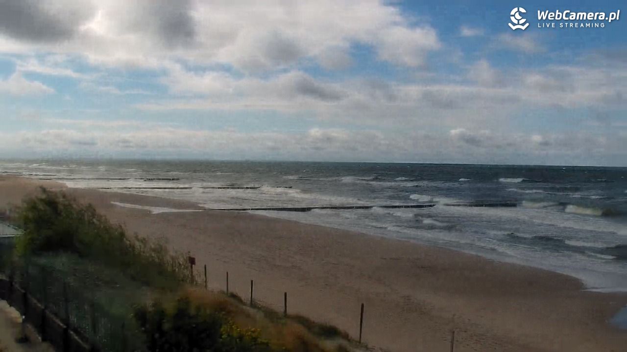 NIECHORZE - widok na plażę i morze - 15 maj 2025, 15:26