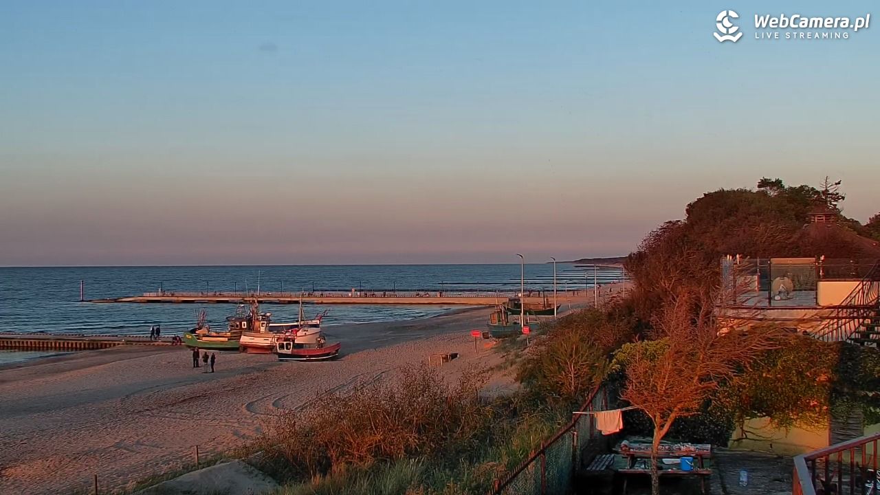 NIECHORZE - widok na plażę i morze - 27 wresień 2026, 18:26