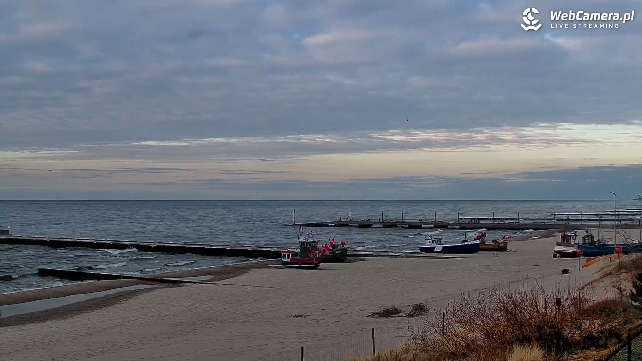 NIECHORZE - widok na plażę i morze - 03 kwiecień 2026, 18:52