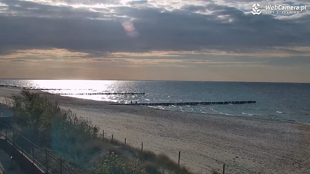 NIECHORZE - widok na plażę i morze - 17 maj 2026, 18:26