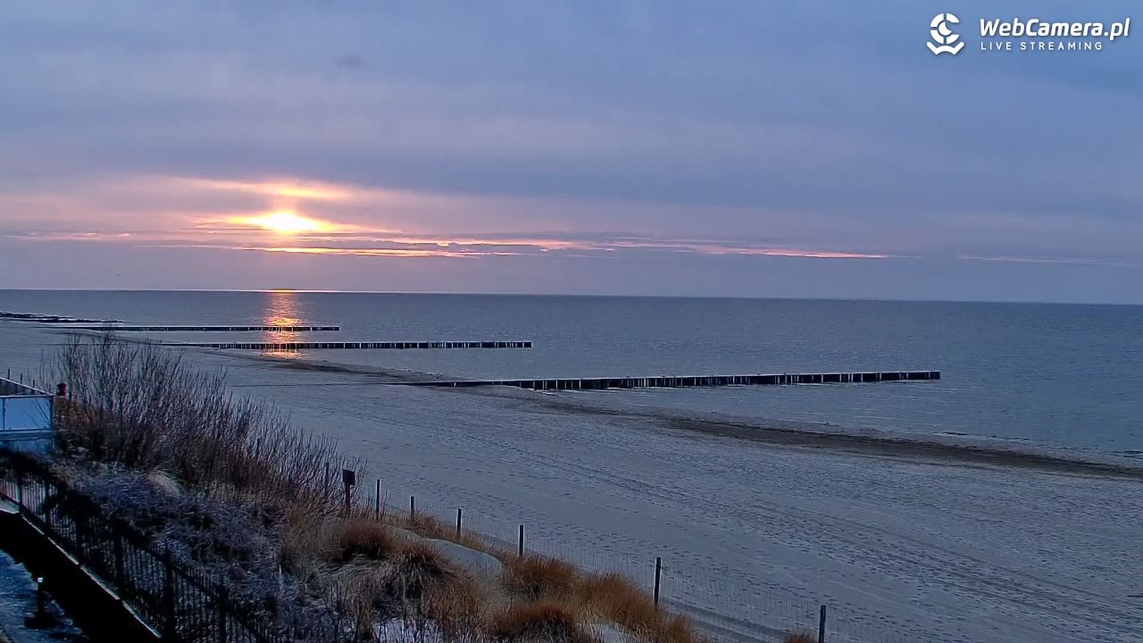 NIECHORZE - widok na plażę i morze - 02 kwiecień 2026, 19:14
