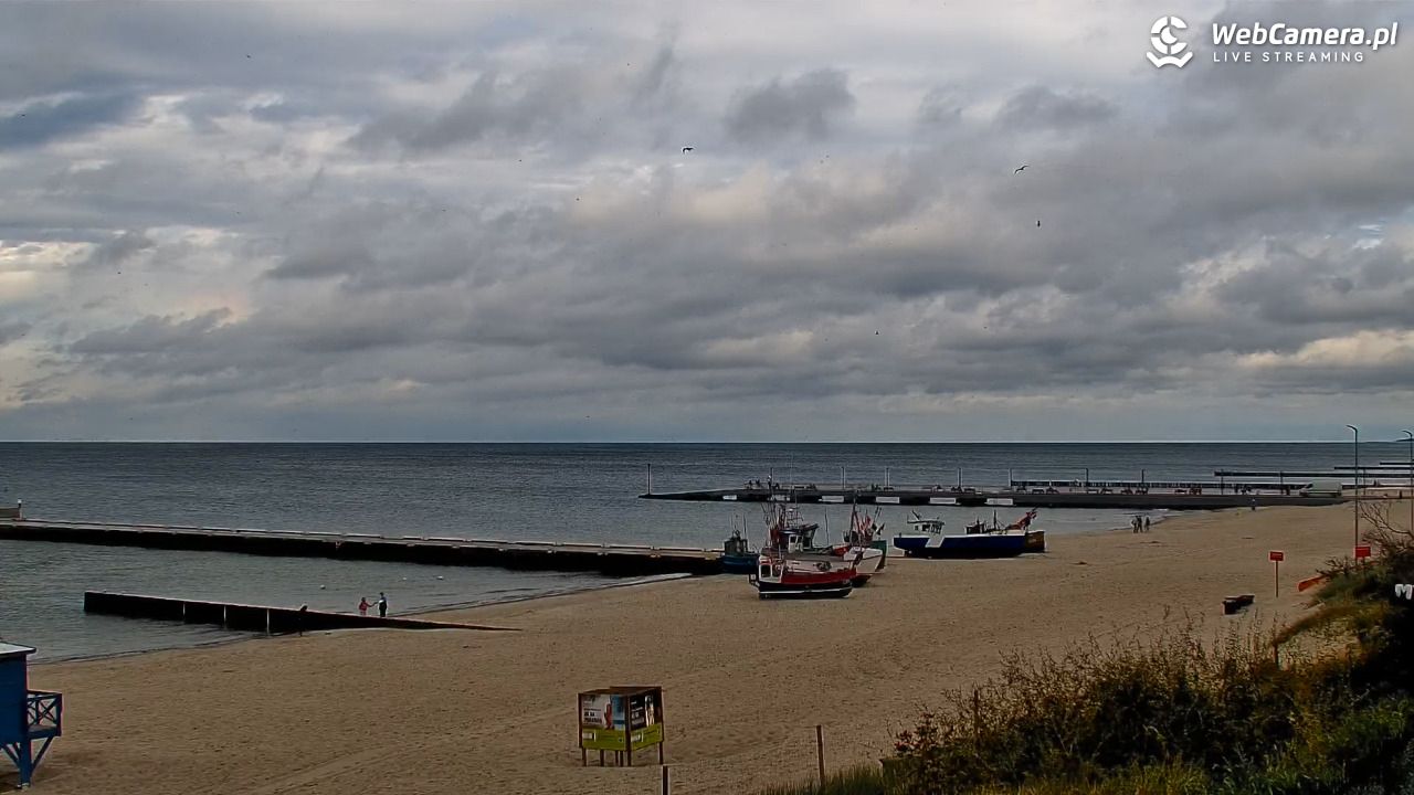 NIECHORZE - widok na plażę i morze - 15 wresień 2025, 14:06