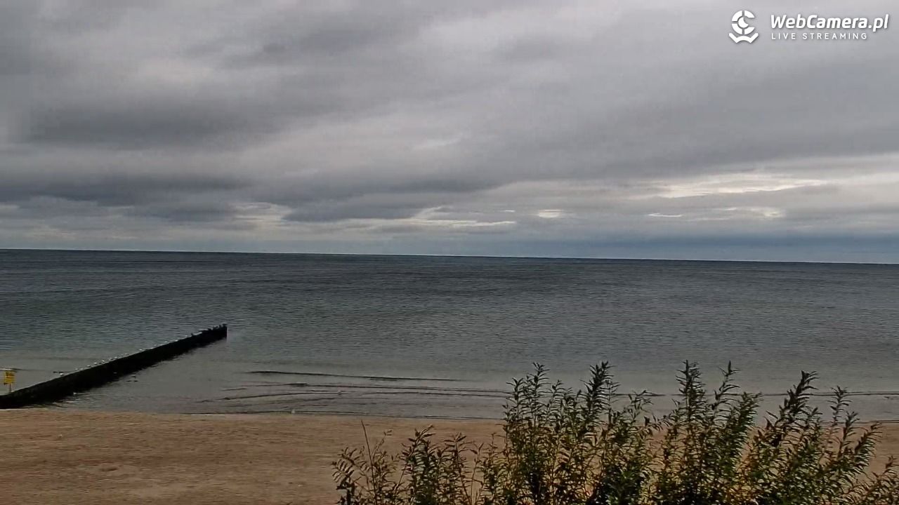 NIECHORZE - widok na plażę i morze - 15 wresień 2025, 10:53