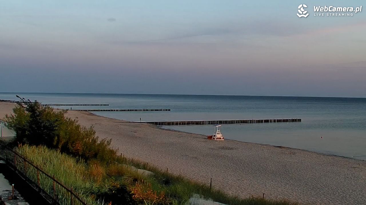 NIECHORZE - widok na plażę i morze - 15 sierpień 2026, 05:39