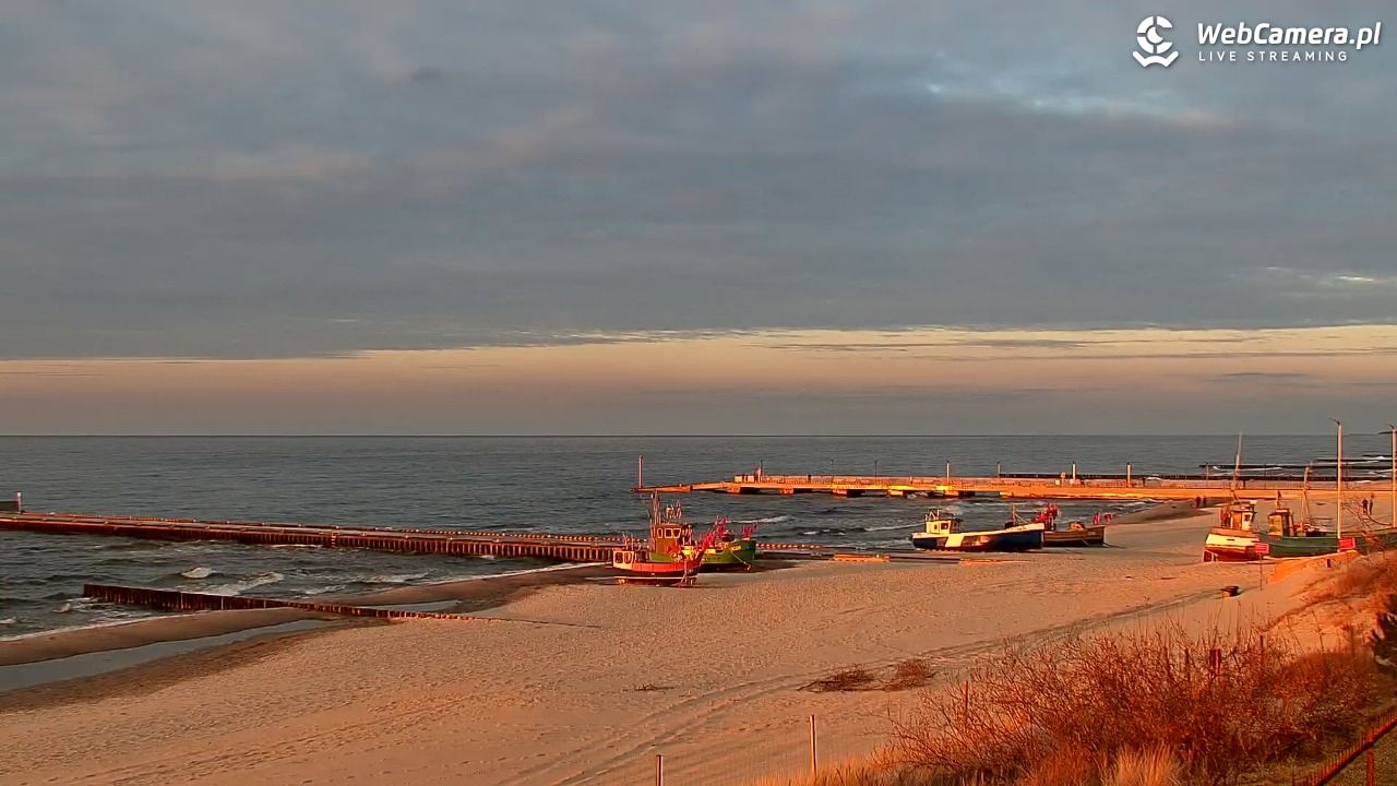 NIECHORZE - widok na plażę i morze - 03 kwiecień 2026, 19:22