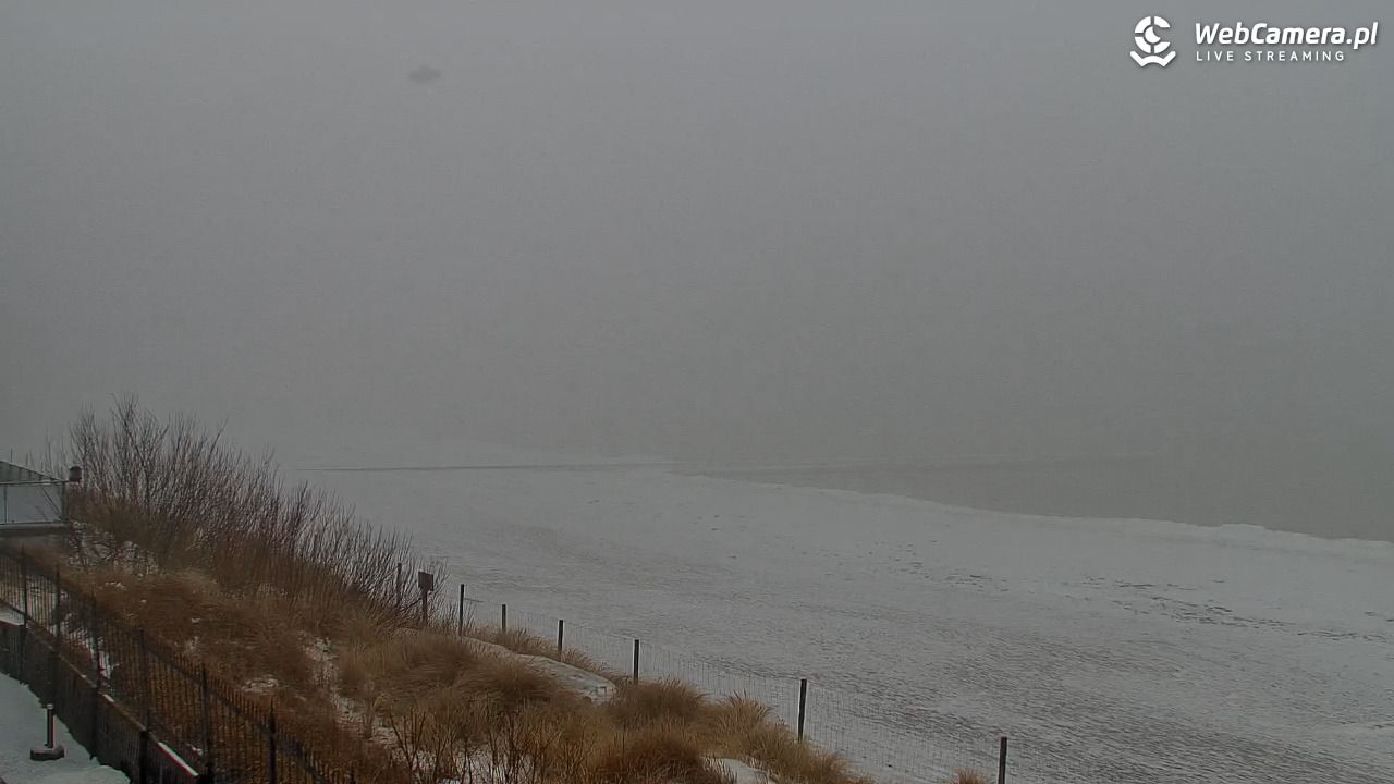 NIECHORZE - widok na plażę i morze - 11 luty 2026, 16:31