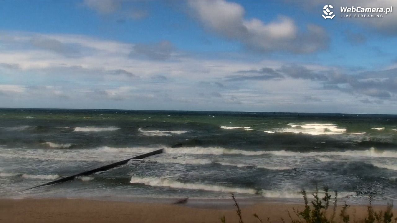 NIECHORZE - widok na plażę i morze - 15 maj 2025, 15:25