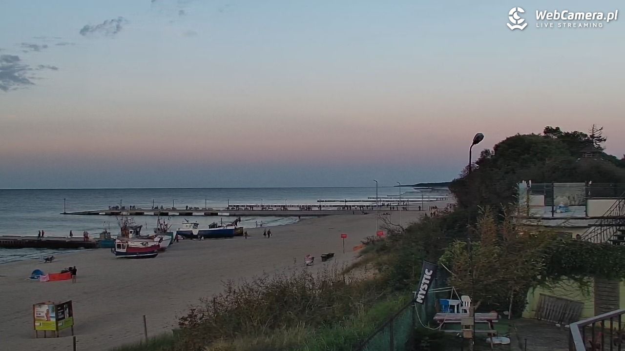 NIECHORZE - widok na plażę i morze - 15 wresień 2025, 19:12