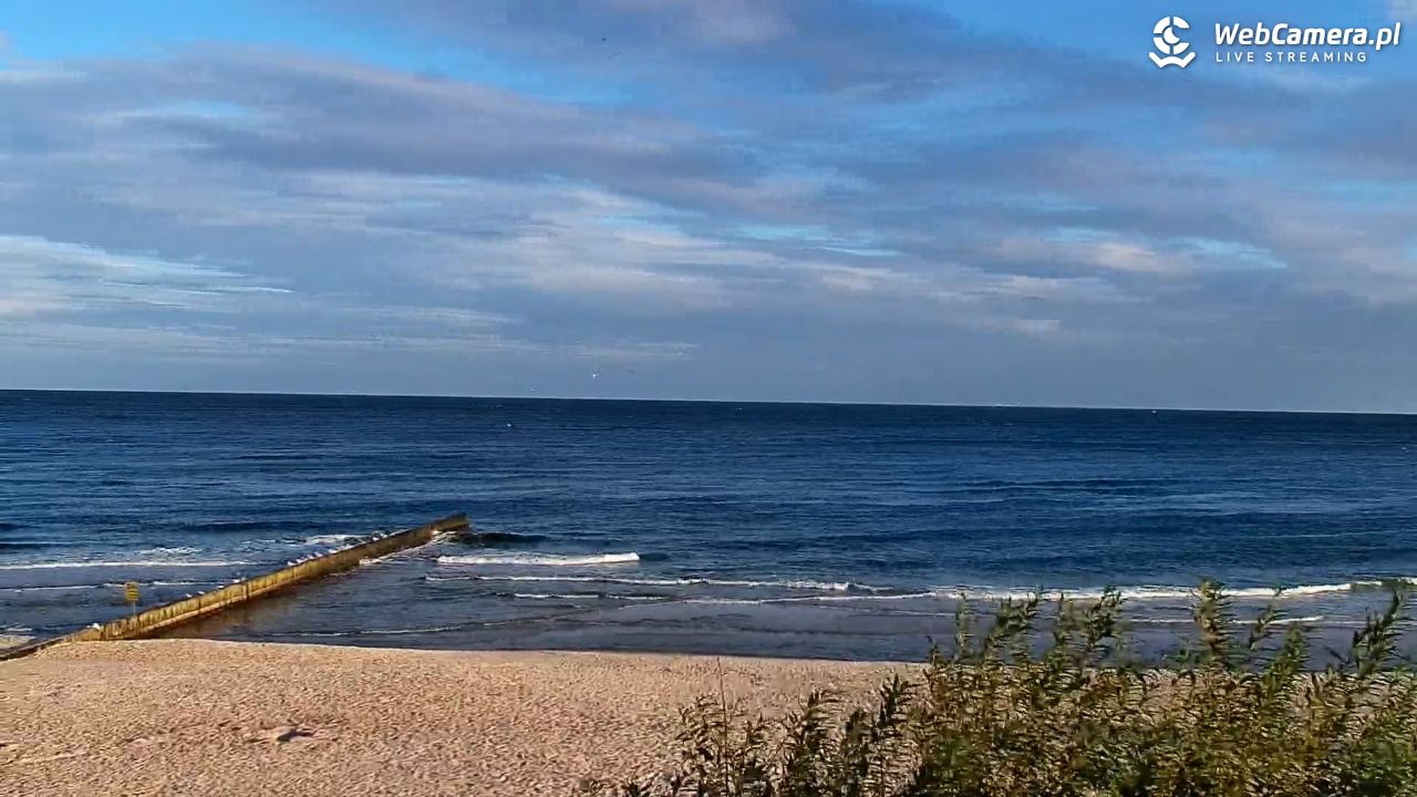 NIECHORZE - widok na plażę i morze - 16 wresień 2025, 07:49