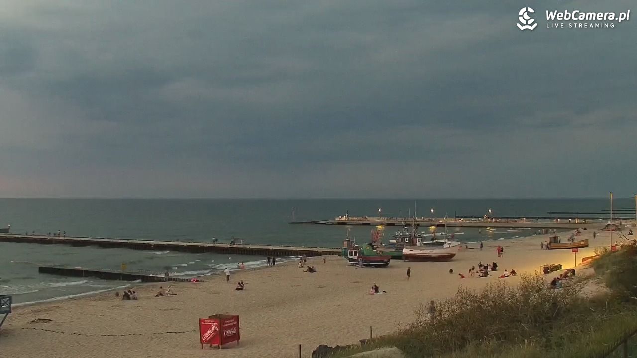 NIECHORZE - widok na plażę i morze - 15 sierpień 2026, 20:55