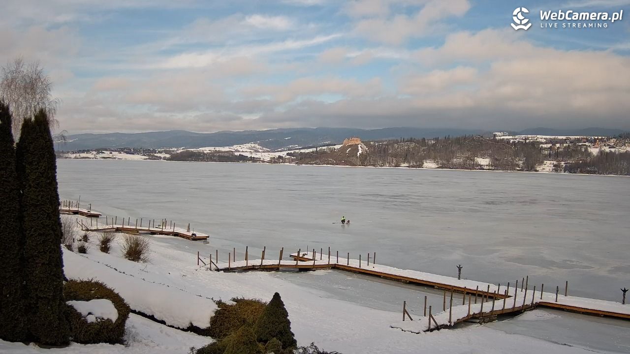 Widok na Jezioro i zamek w Czorsztynie - 25 styczeń 2026, 10:35