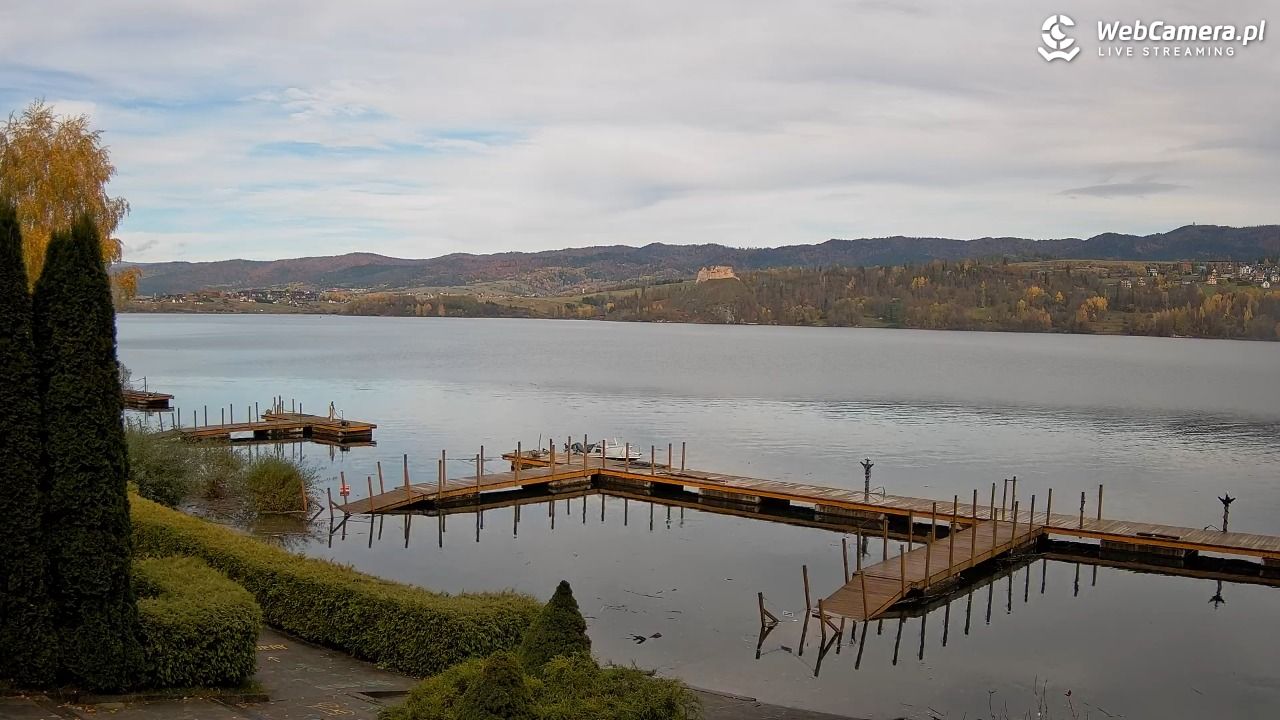 Widok na Jezioro i zamek w Czorsztynie - 25 październik 2025, 10:44