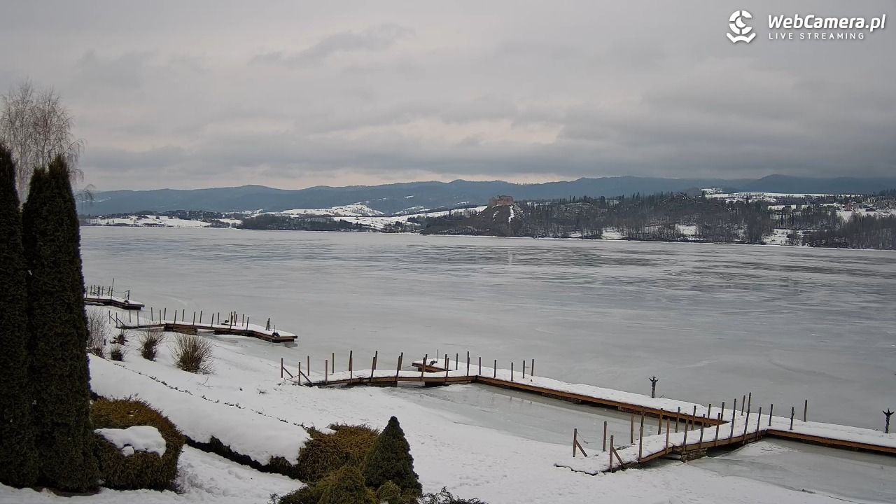 Widok na Jezioro i zamek w Czorsztynie - 25 styczeń 2026, 13:49