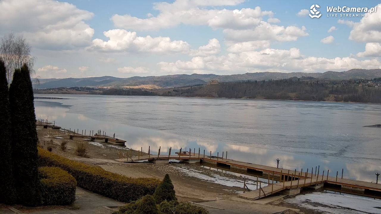 Widok na Jezioro i zamek w Czorsztynie - 11 marzec 2026, 13:11