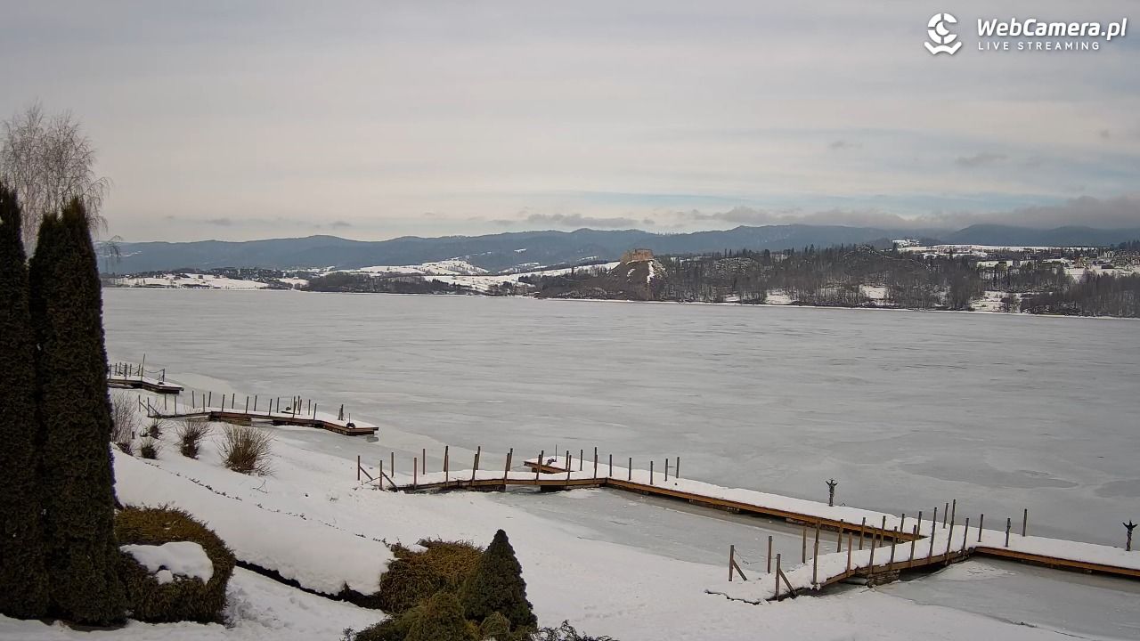 Widok na Jezioro i zamek w Czorsztynie - 25 styczeń 2026, 11:25