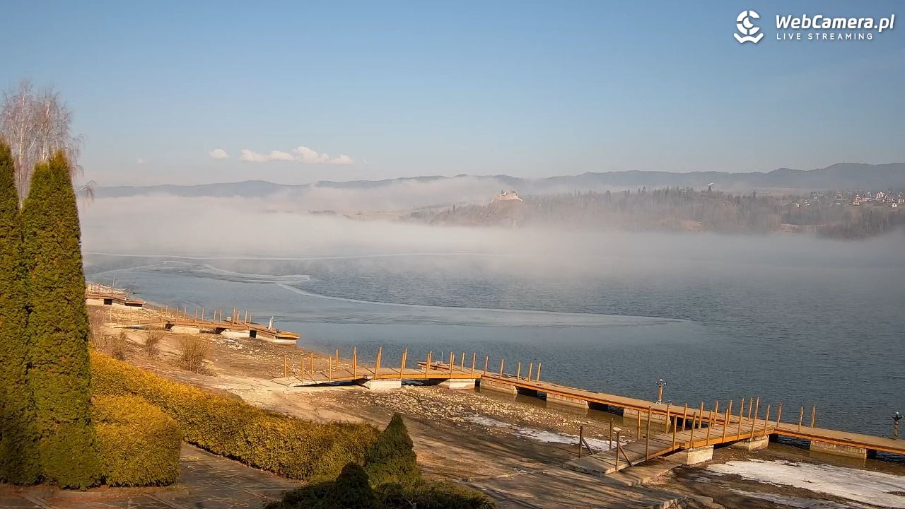 Widok na Jezioro i zamek w Czorsztynie - 13 marzec 2026, 09:24