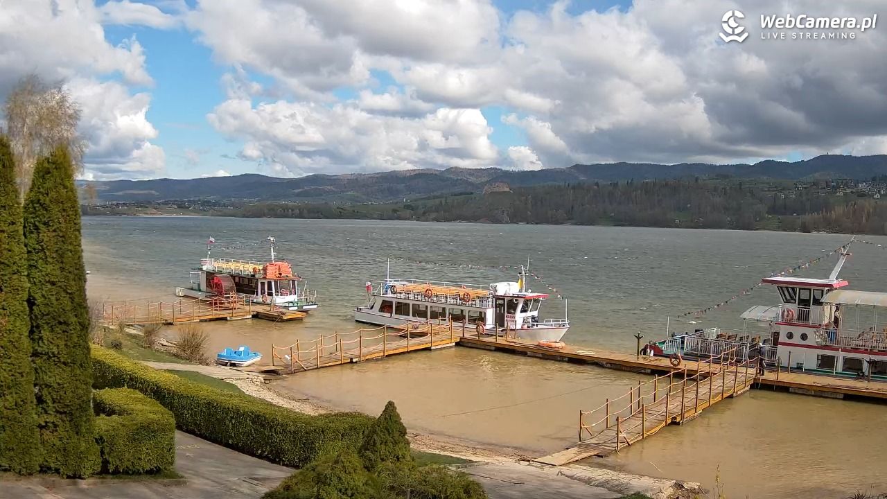 Widok na Jezioro i zamek w Czorsztynie - 26 kwiecień 2026, 09:17