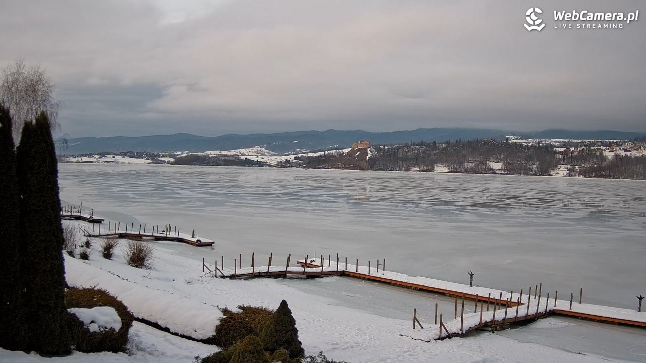 Widok na Jezioro i zamek w Czorsztynie - 24 styczeń 2026, 16:29