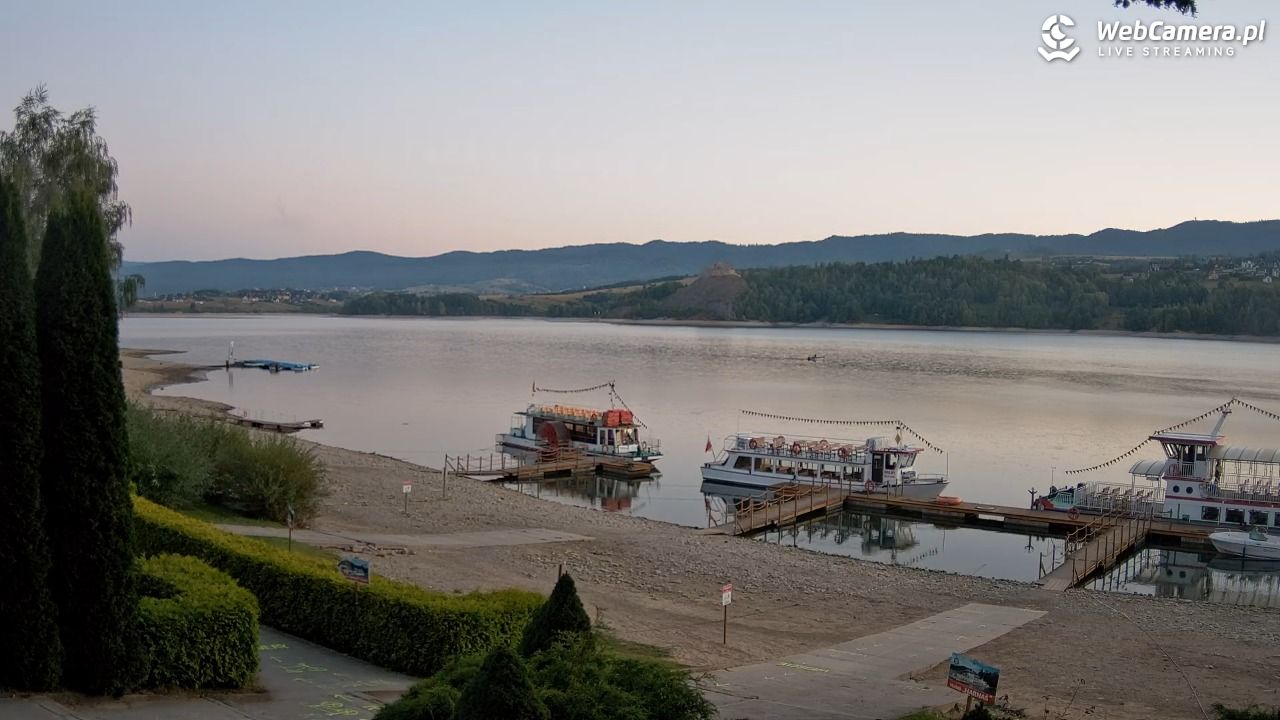 Widok na Jezioro i zamek w Czorsztynie - 08 wresień 2026, 05:55