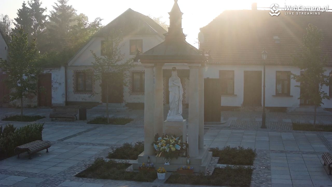 Kapliczka w Nieszawie - NOWOŚĆ - 20 maj 2026, 06:12