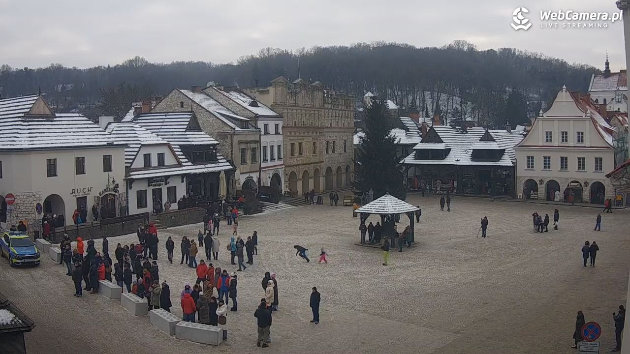 Kazimierz Dolny - widok na Rynek - 06 styczeń 2026, 13:18