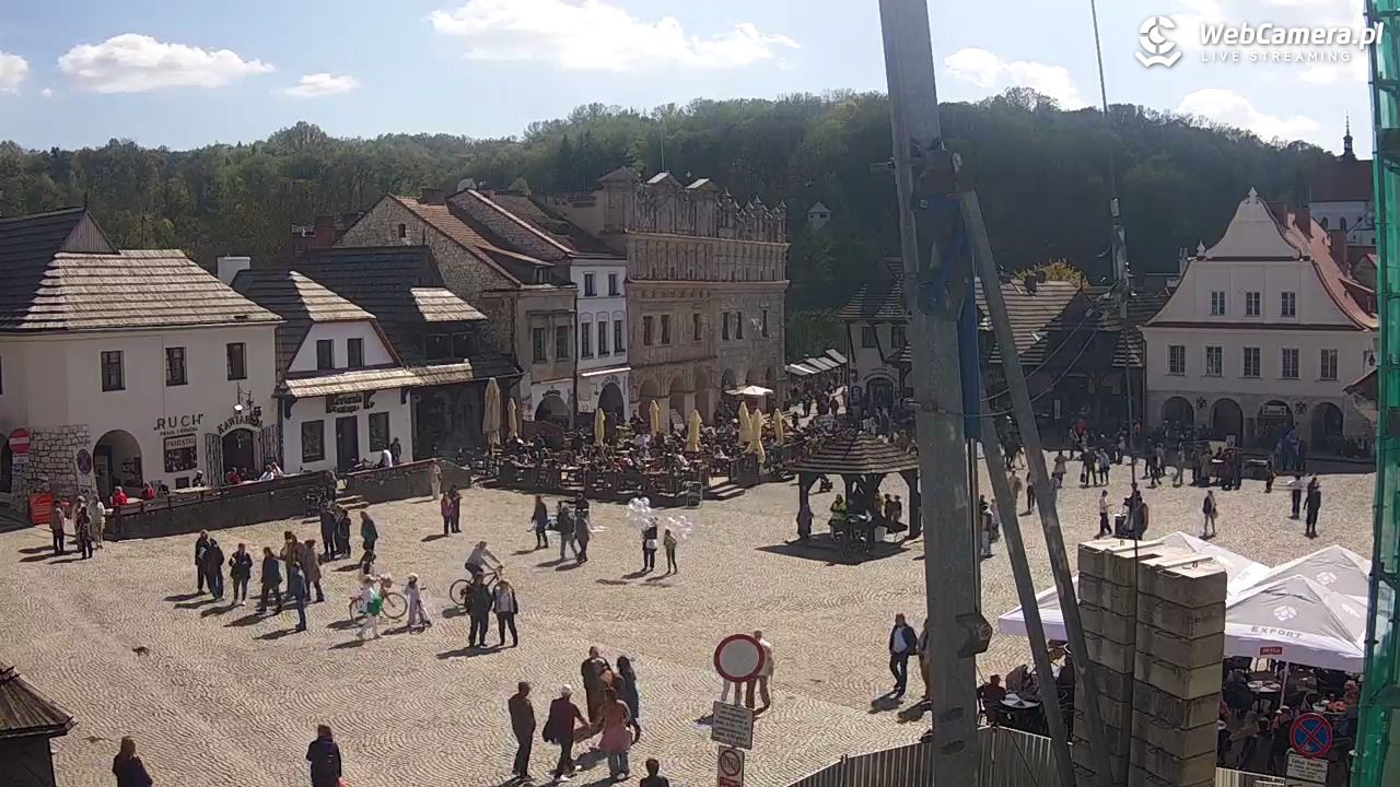Kazimierz Dolny - widok na Rynek - 25 kwiecień 2026, 14:26