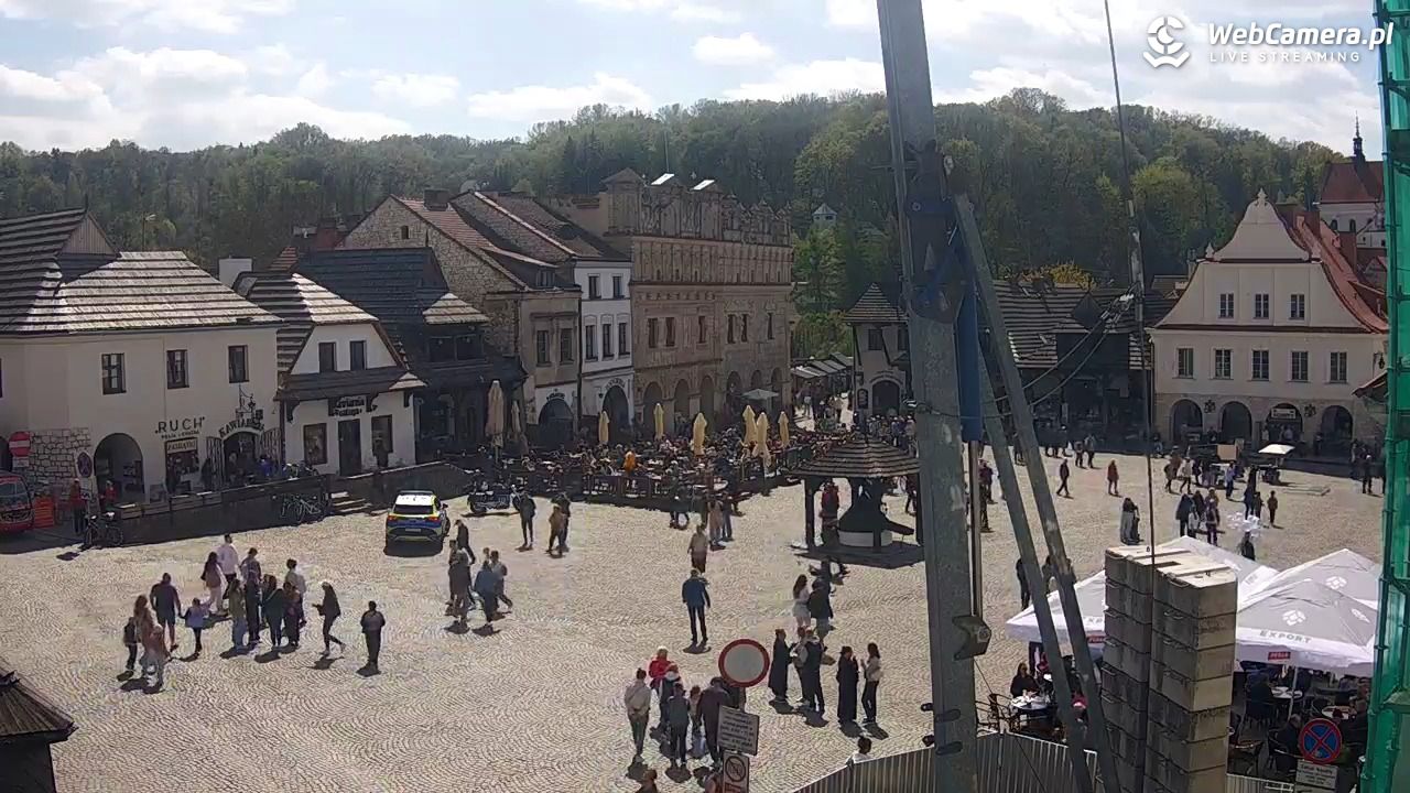 Kazimierz Dolny - widok na Rynek - 25 kwiecień 2026, 13:06