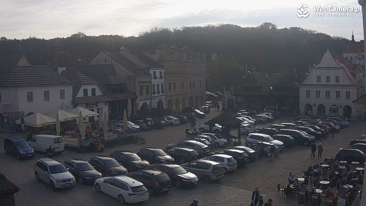 Kazimierz Dolny - widok na Rynek - 02 listopad 2025, 12:54