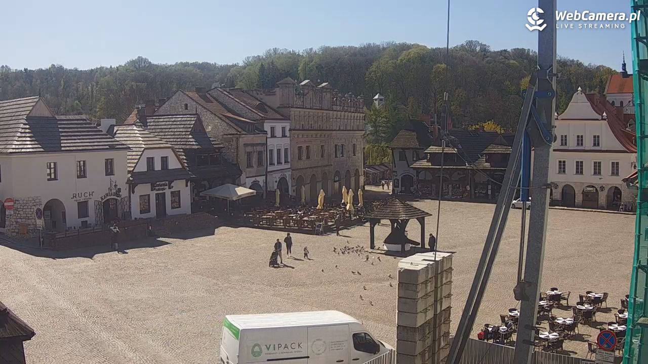Kazimierz Dolny - widok na Rynek - 22 kwiecień 2026, 11:18