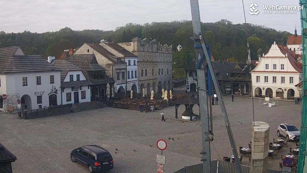 Kazimierz Dolny - widok na Rynek - 25 kwiecień 2026, 07:15