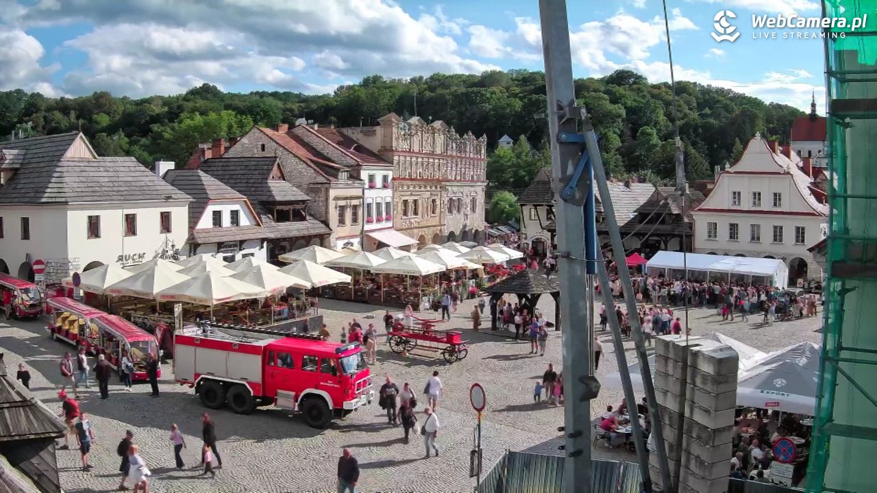 Kazimierz Dolny - widok na Rynek - 22 sierpień 2026, 16:34