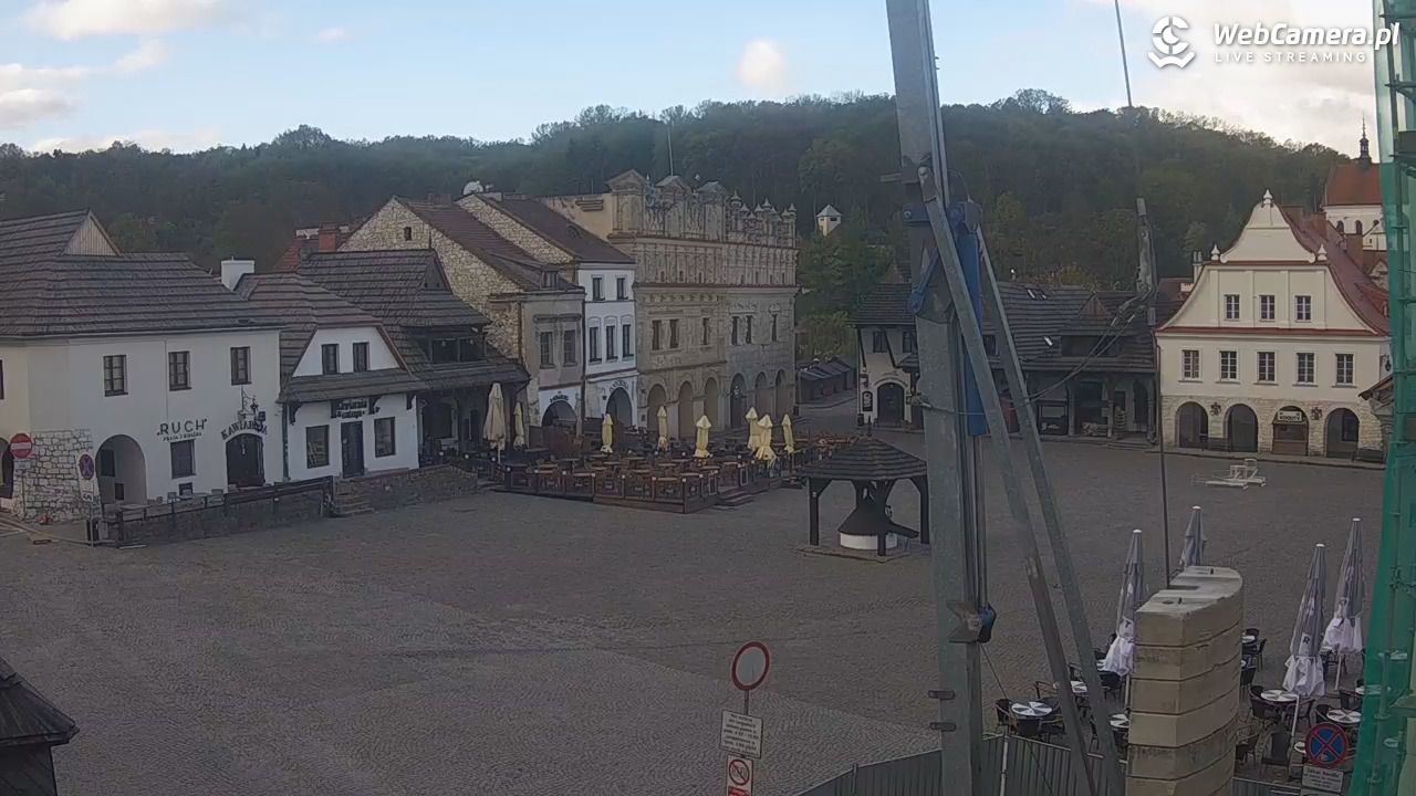 Kazimierz Dolny - widok na Rynek - 26 kwiecień 2026, 07:10