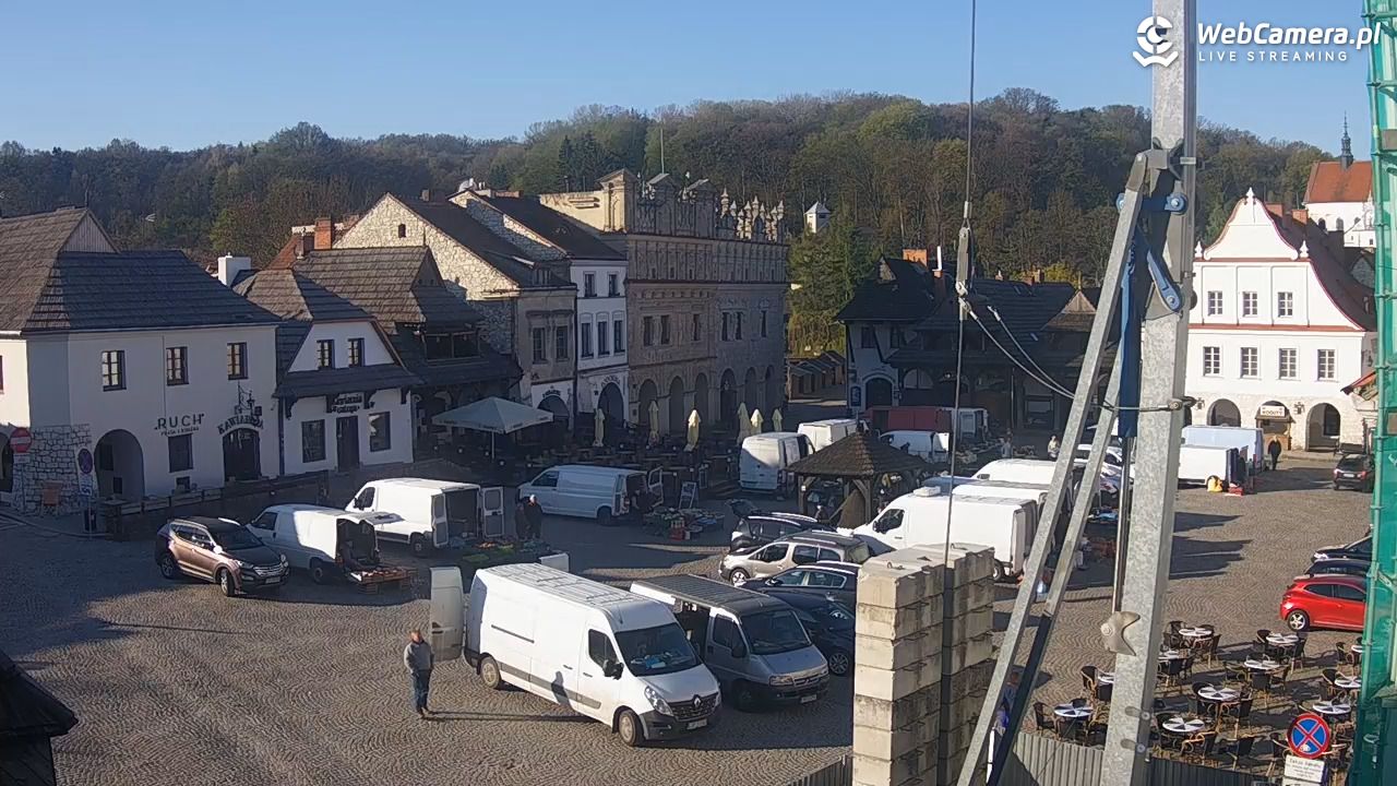 Kazimierz Dolny - widok na Rynek - 21 kwiecień 2026, 07:35