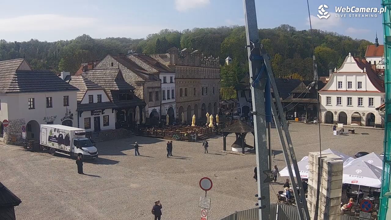 Kazimierz Dolny - widok na Rynek - 25 kwiecień 2026, 09:35