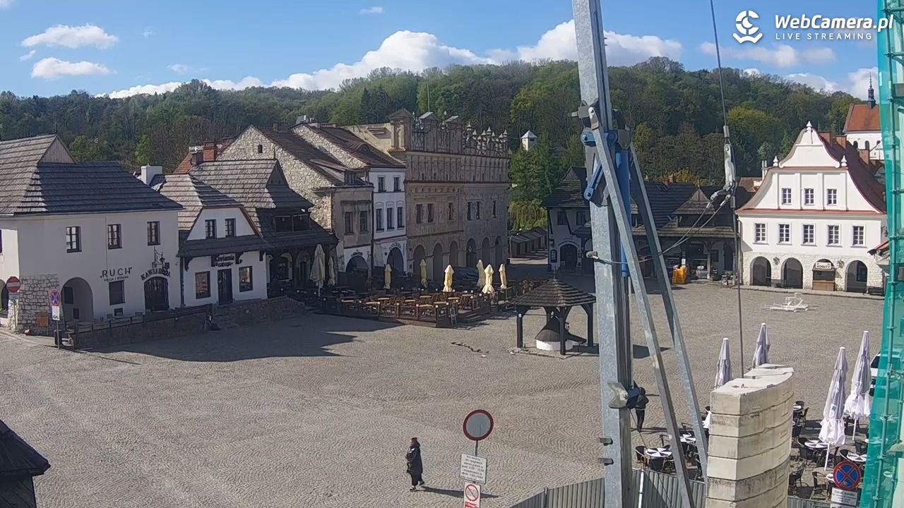 Kazimierz Dolny - widok na Rynek - 26 kwiecień 2026, 09:11