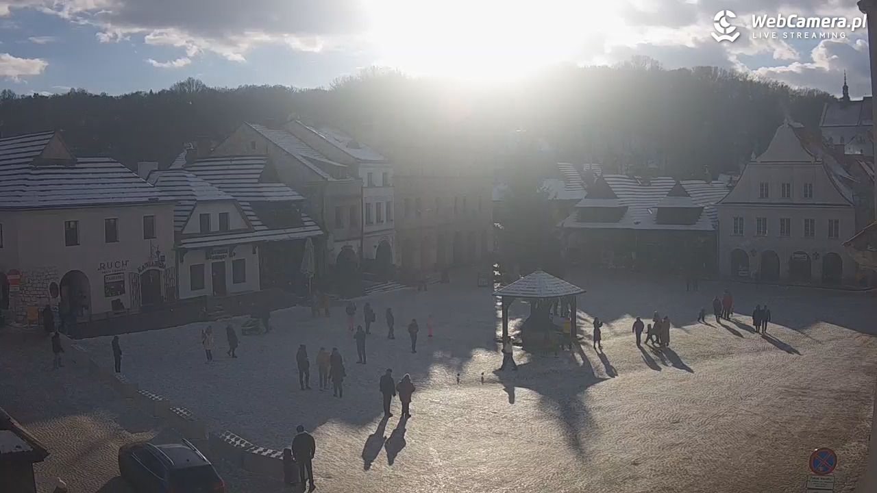 Kazimierz Dolny - widok na Rynek - 04 styczeń 2026, 12:54