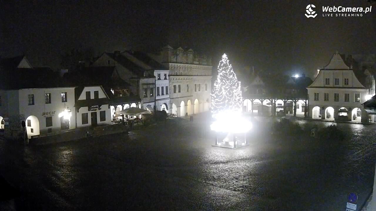 Kazimierz Dolny - widok na Rynek - 19 grudzień 2025, 00:00
