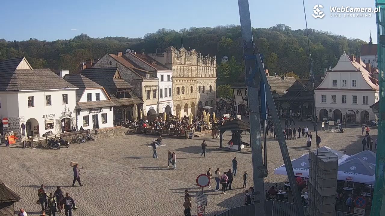 Kazimierz Dolny - widok na Rynek - 25 kwiecień 2026, 17:13