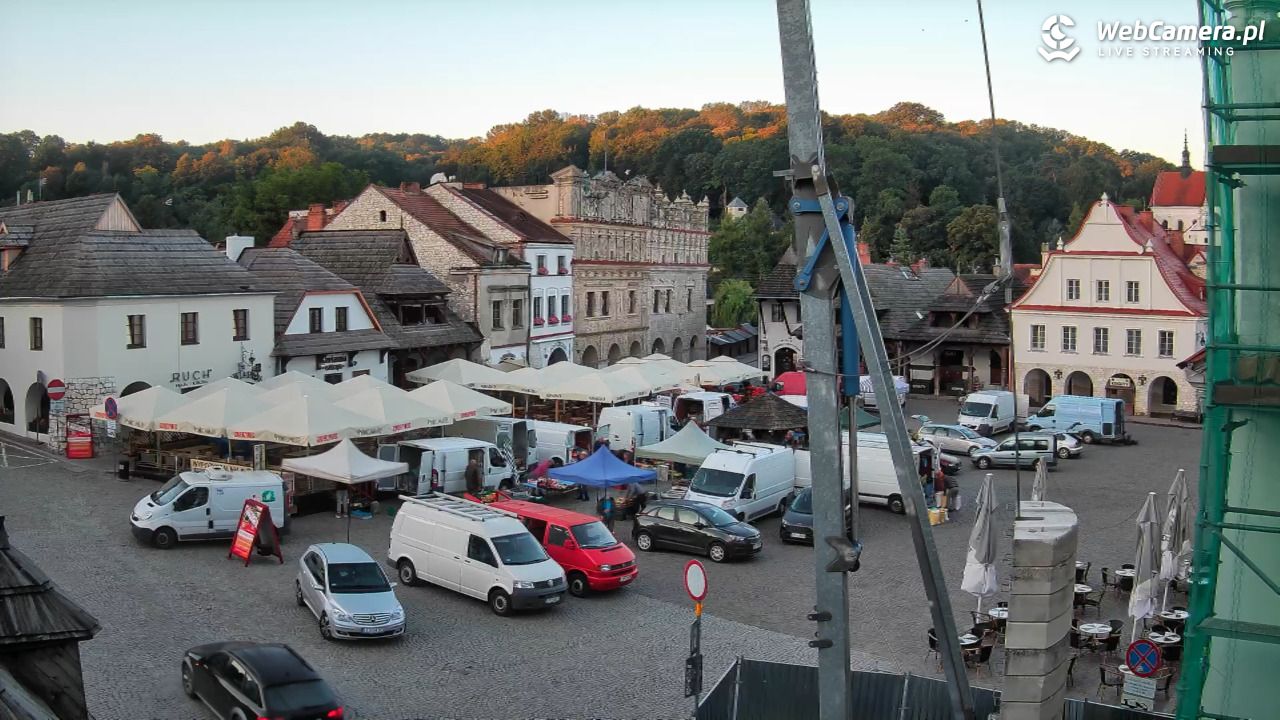 Kazimierz Dolny - widok na Rynek - 25 sierpień 2026, 06:00
