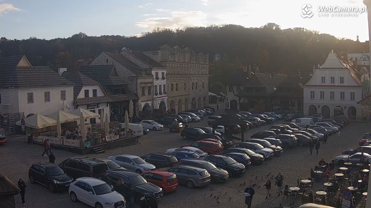 Kazimierz Dolny - widok na Rynek - 01 listopad 2025, 14:37