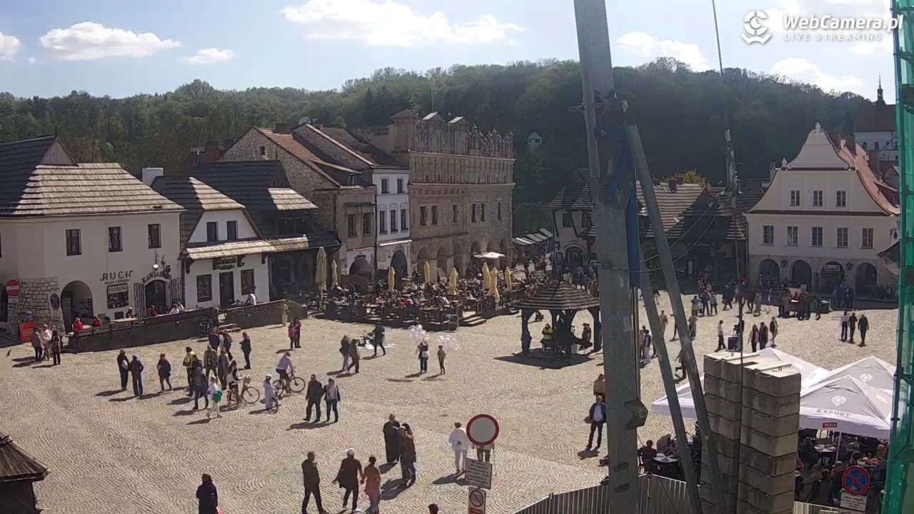 Kazimierz Dolny - widok na Rynek - 25 kwiecień 2026, 14:26