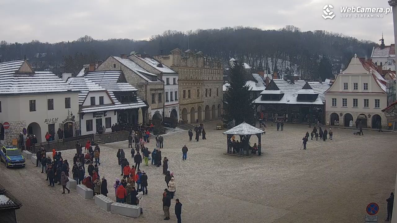 Kazimierz Dolny - widok na Rynek - 06 styczeń 2026, 13:19