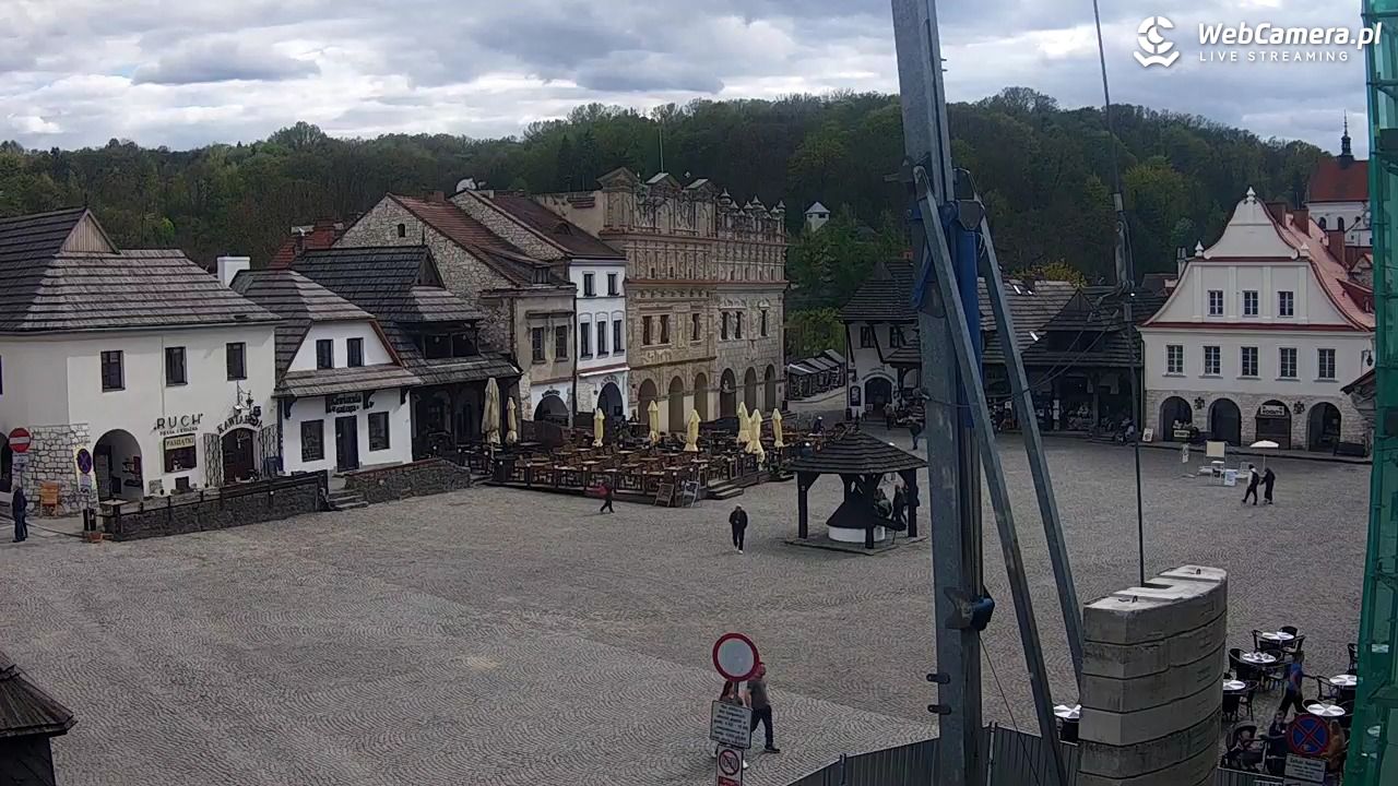 Kazimierz Dolny - widok na Rynek - 24 kwiecień 2026, 15:34