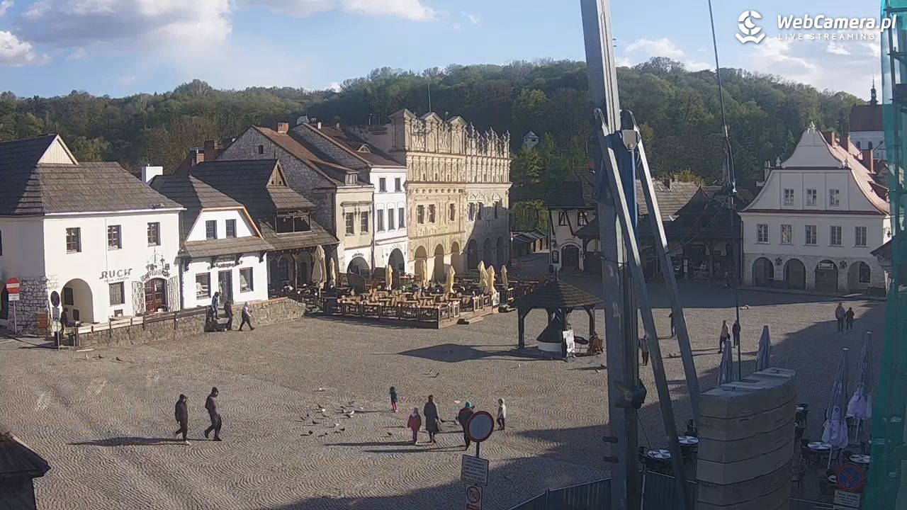 Kazimierz Dolny - widok na Rynek - 26 kwiecień 2026, 17:26