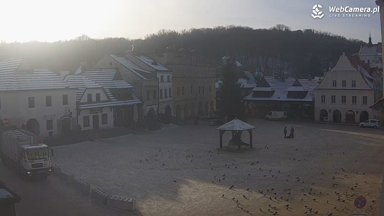 Kazimierz Dolny - widok na Rynek - 05 styczeń 2026, 10:48