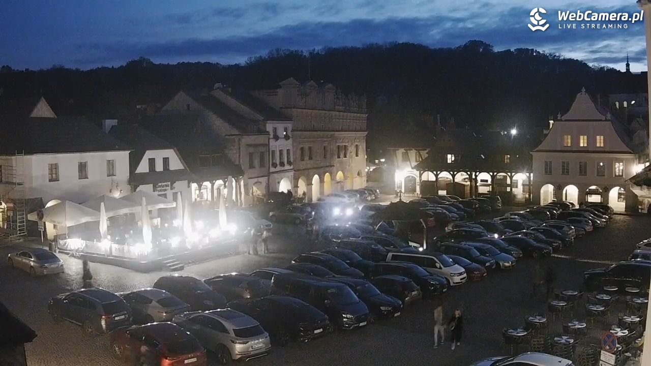 Kazimierz Dolny - widok na Rynek - 01 listopad 2025, 16:46