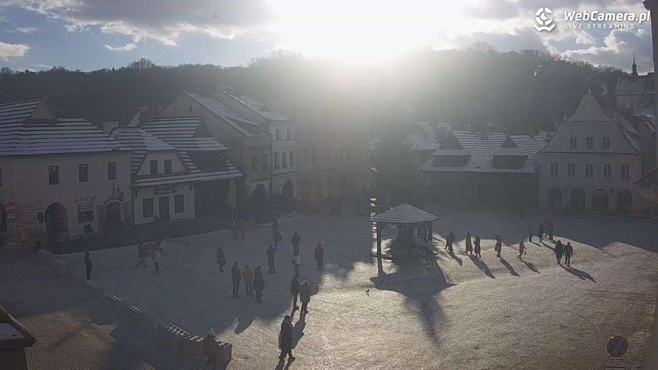 Kazimierz Dolny - widok na Rynek - 04 styczeń 2026, 12:54