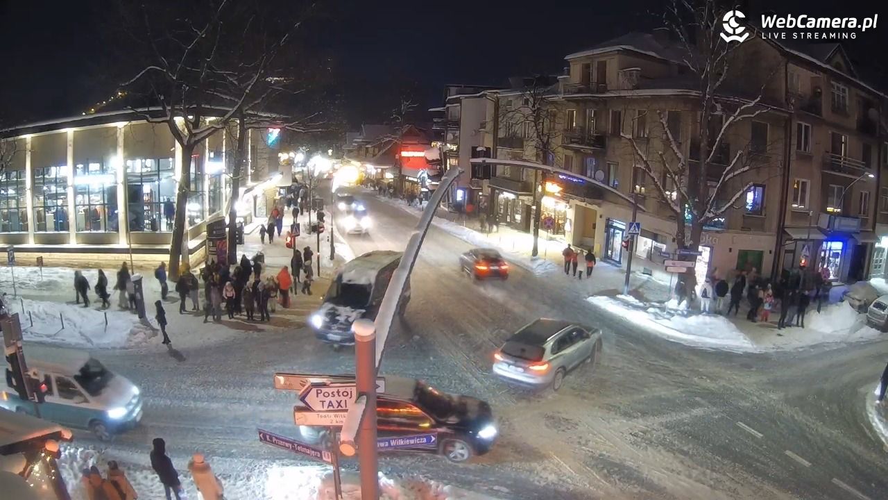 Zakopane - widok na skrzyżowanie ulic Zamoyskiego i Krupówek - 31 grudzień 2025, 16:45