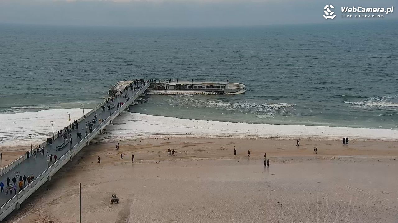 Kołobrzeg - widok na molo - 07 luty 2026, 15:20