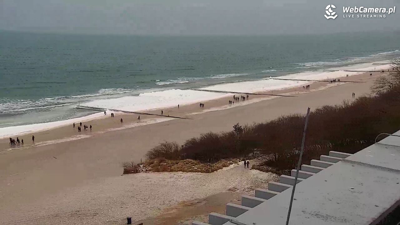 Kołobrzeg - widok na molo - 07 luty 2026, 11:15